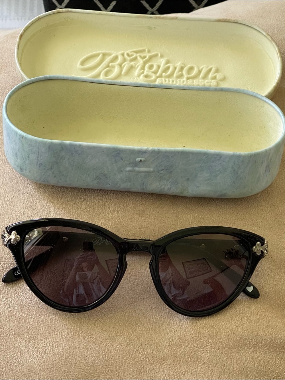 Brighton Black Subtle Cat Eye Sunglasses with Dark Lenses + case